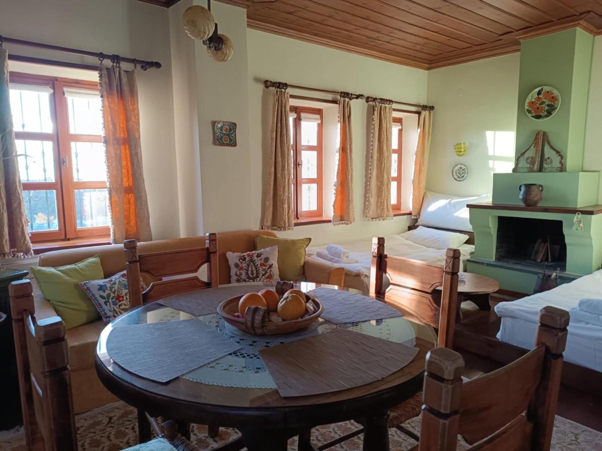 Guesthouse Kontogianni - Materka Nimfaíon Buitenkant foto